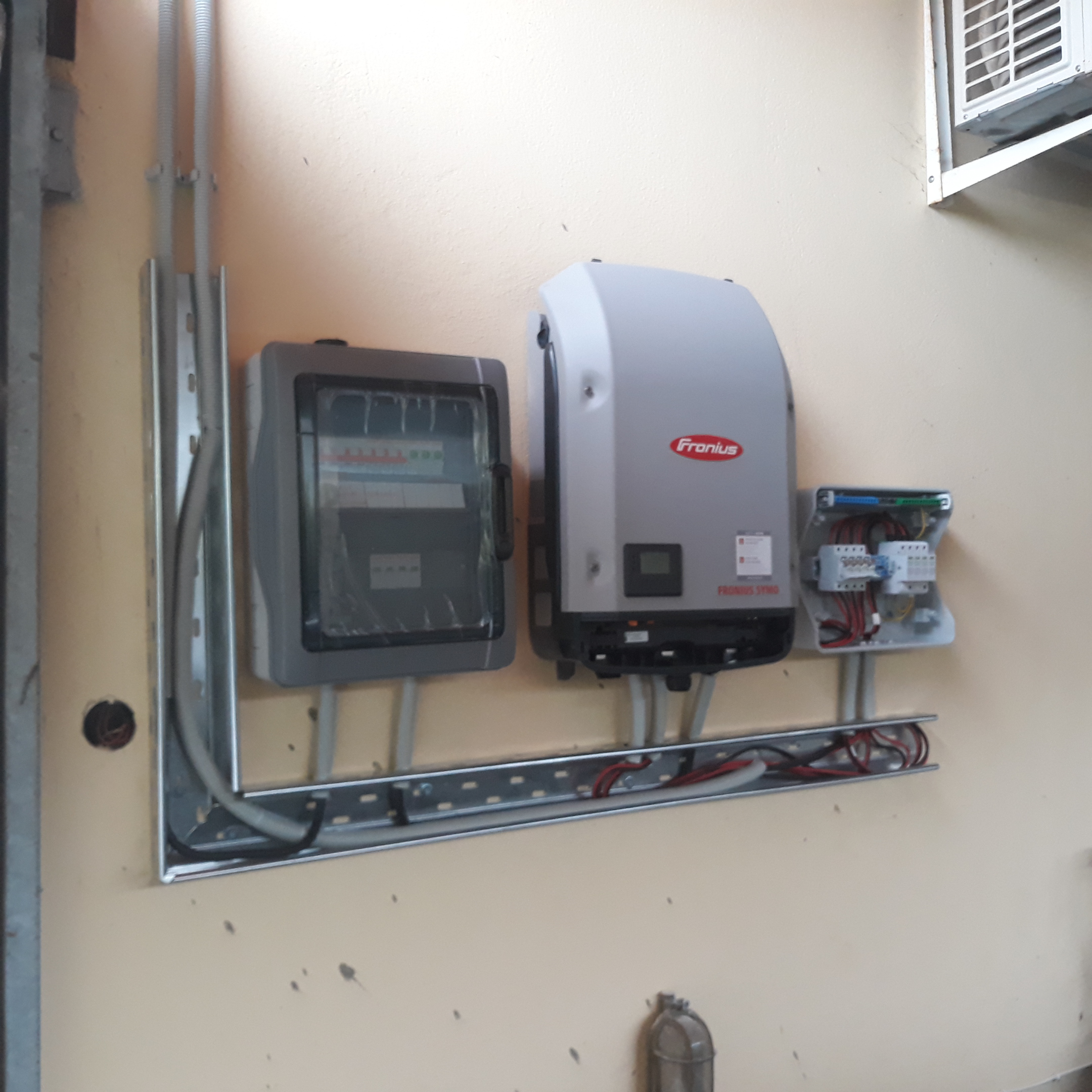 Εγκατάσταση inverters
